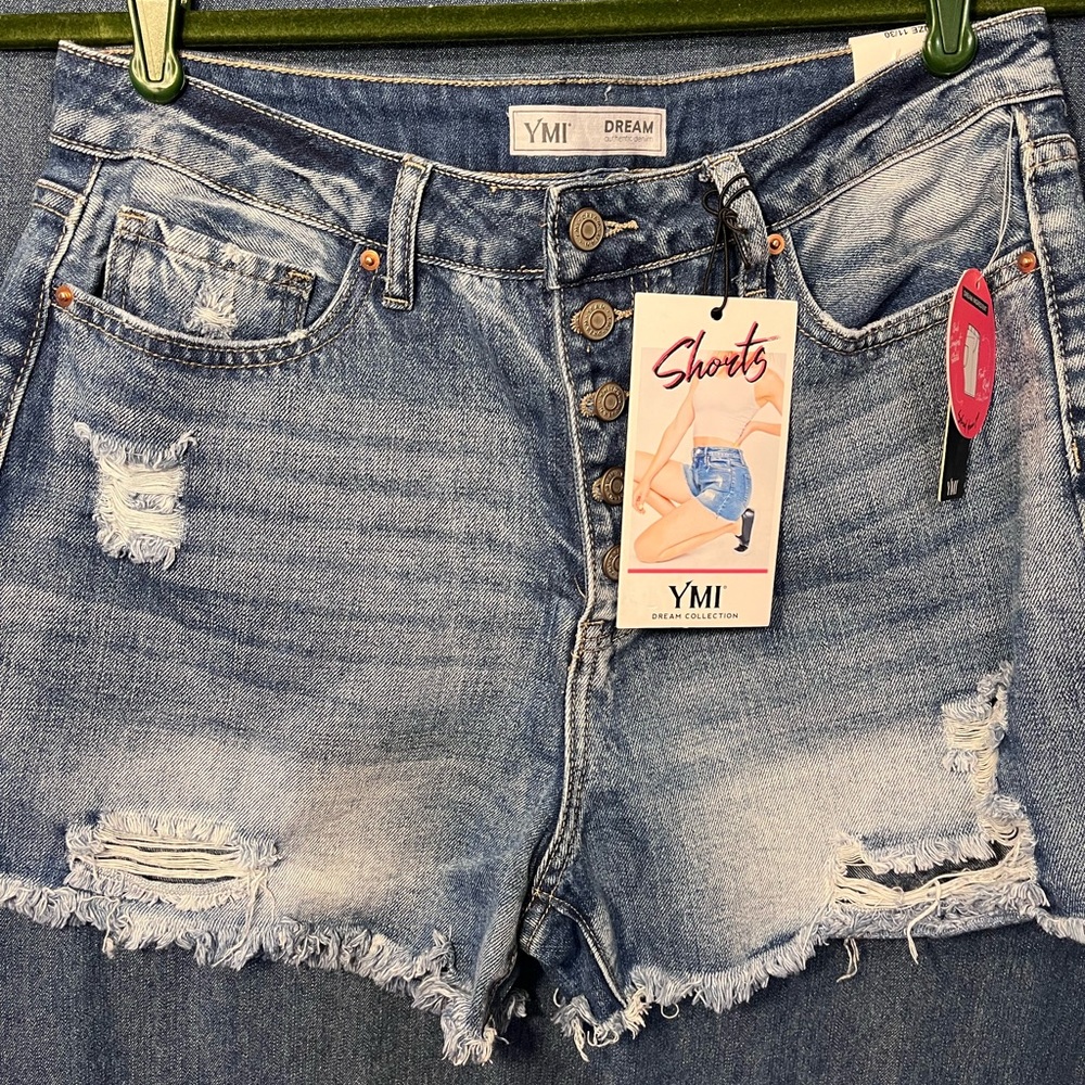 YMI HIGH-RISE DISTRESSED SHORTS- MAXINE WASH 11/30
